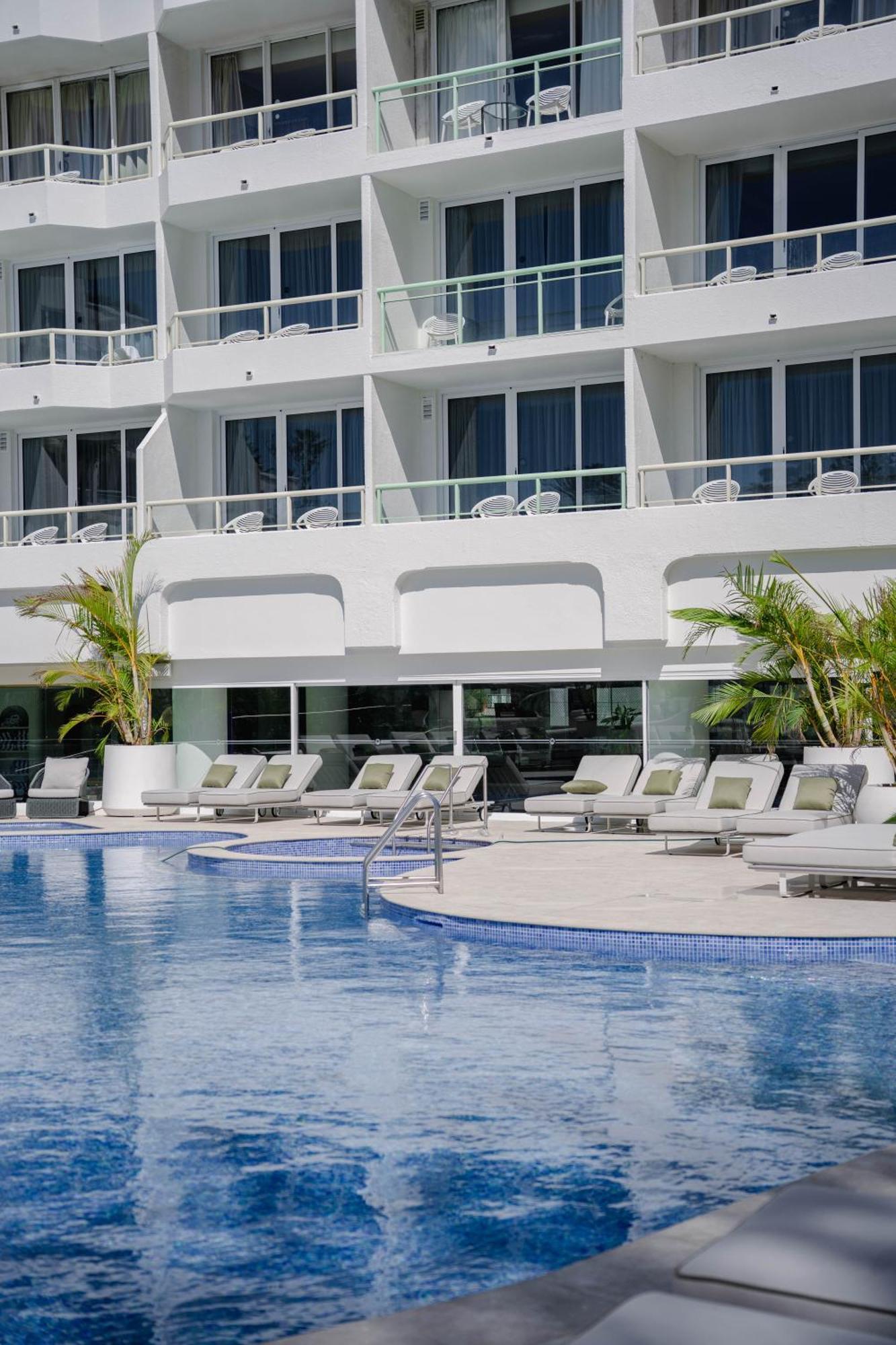 Novotel Sydney Brighton Beach Eksteriør billede